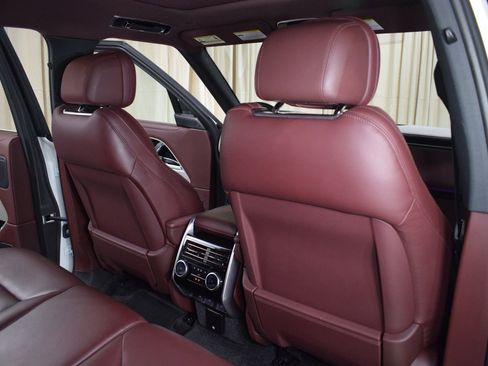 Used 2023 Land Rover Range Rover SE AWD/4WD image 19