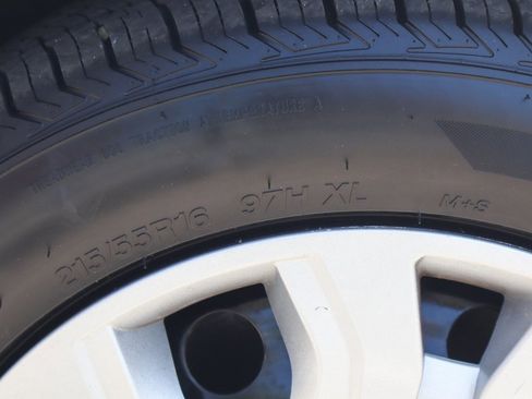 Used 2019 Ford Transit Connect XL image 40