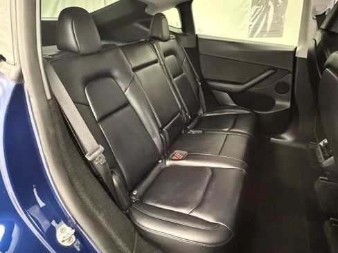 Used 2023 Tesla Model Y Long Range AWD/4WD image 26