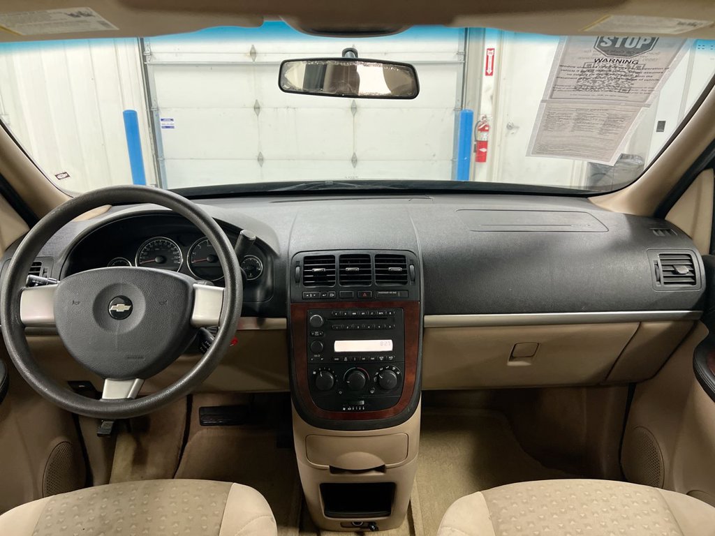 Used 2006 Chevrolet Uplander LS w/ Climate Package FWD image 10
