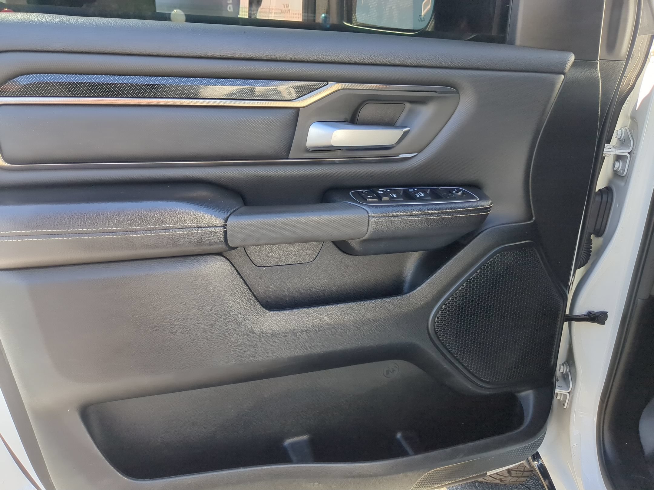 Used 2020 RAM 1500 Rebel AWD/4WD image 11