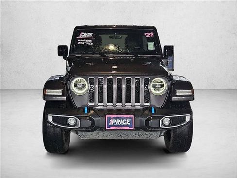 Used 2022 Jeep Wrangler Unlimited Sahara w/ Cold Weather Group AWD/4WD image 2