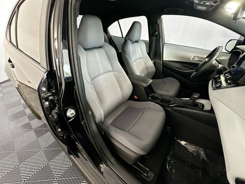 Used 2024 Toyota Corolla SE FWD image 28