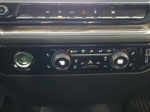 Certified 2023 Chevrolet Silverado 1500 RST image 19