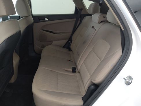 Used 2019 Hyundai Tucson Value FWD image 18
