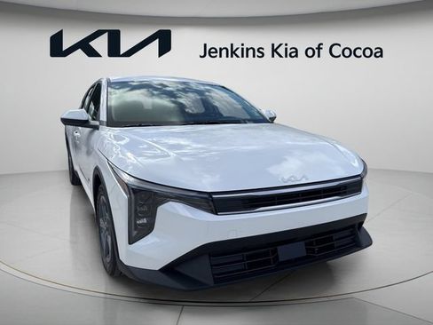 New 2026 Kia K4 FWD image 1