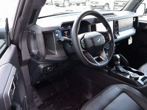 New 2025 Ford Bronco Badlands AWD/4WD image 4
