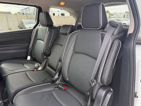 Used 2026 Honda Odyssey Elite image 21