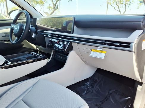 New 2026 Hyundai Tucson Limited image 6