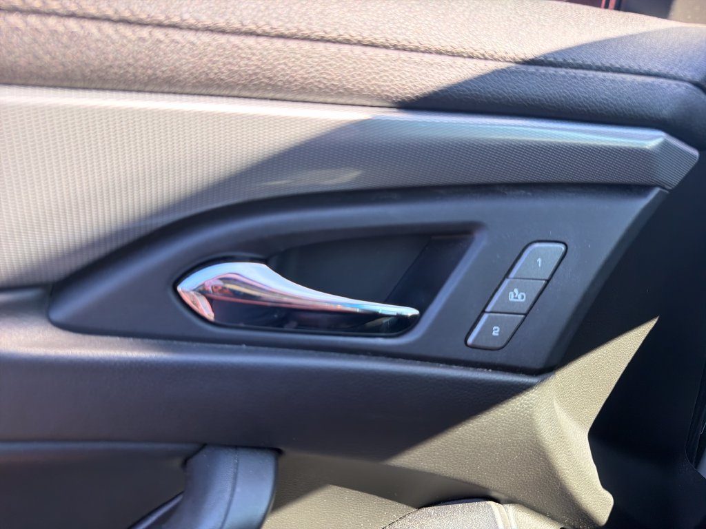 Used 2013 Cadillac CTS Luxury RWD image 21