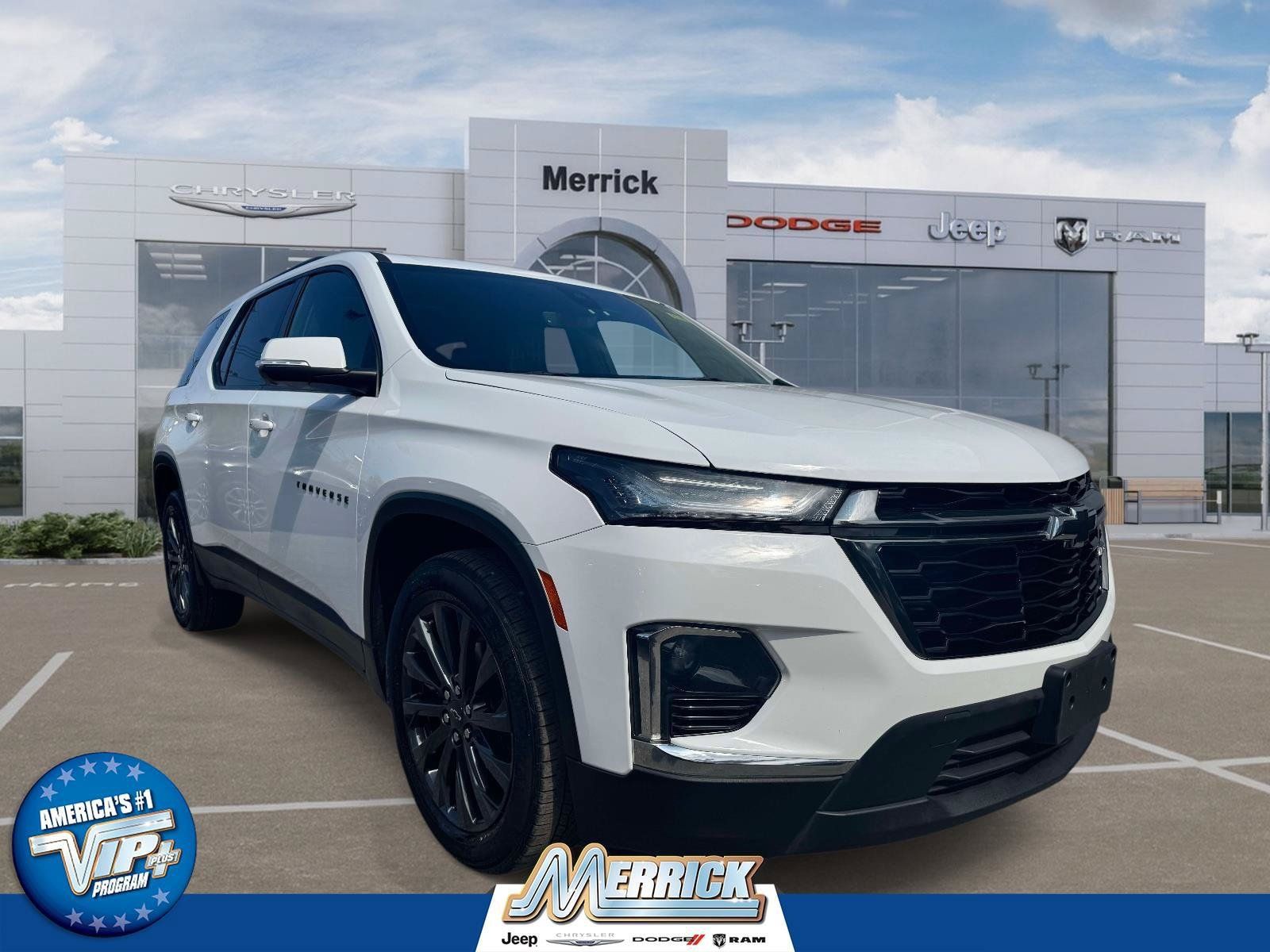 Used 2023 Chevrolet Traverse RS AWD/4WD image 1