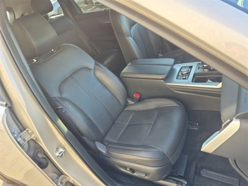 Used 2024 MAZDA CX-90 3.3 Turbo w/ Preferred Plus image 18