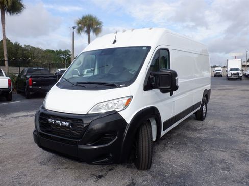 Used 2023 RAM ProMaster 2500 FWD image 19