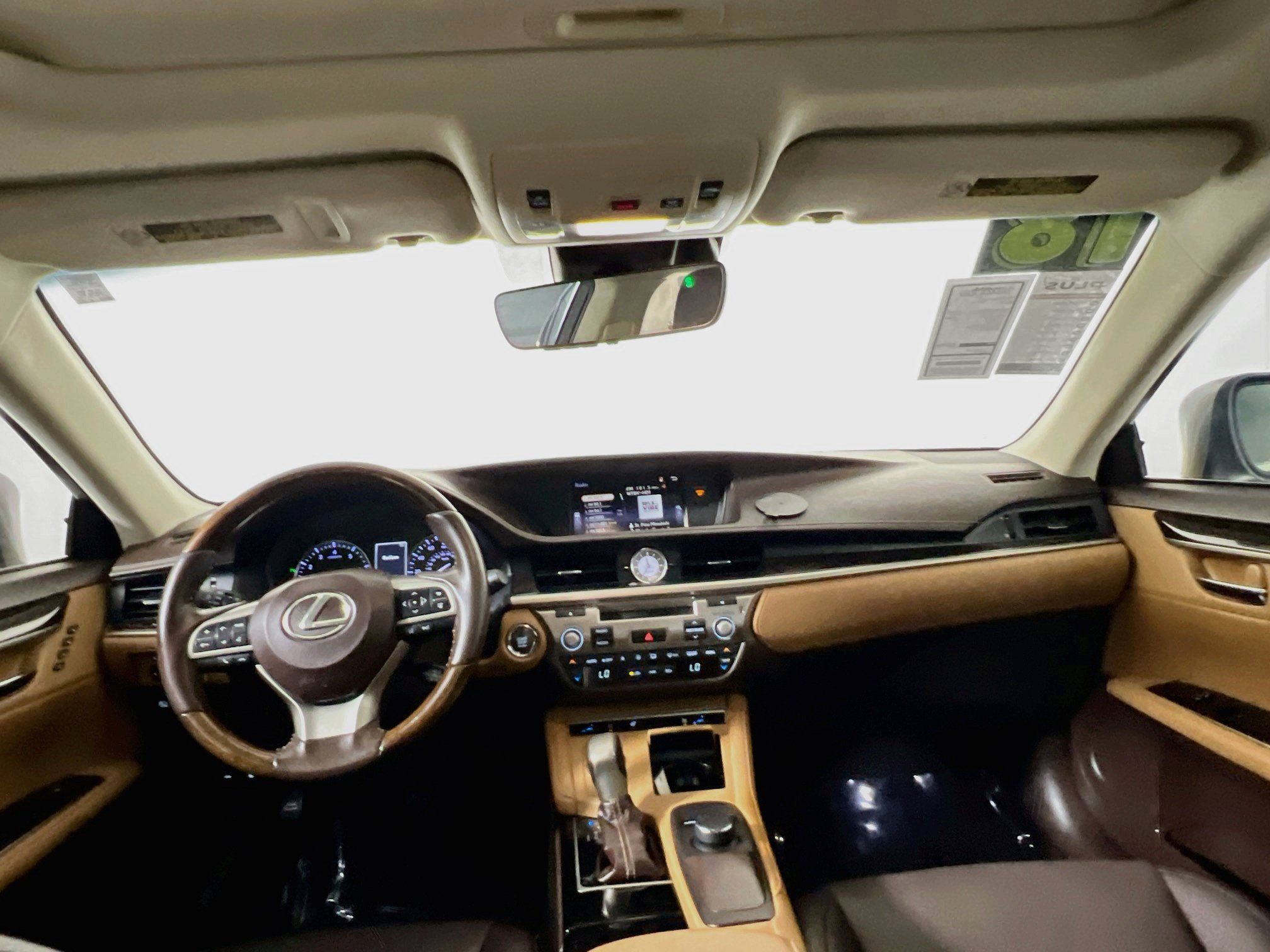 Used 2018 Lexus ES 350 w/ Premier Package FWD image 30