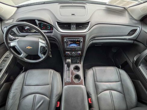 Used 2017 Chevrolet Traverse LT AWD/4WD image 21