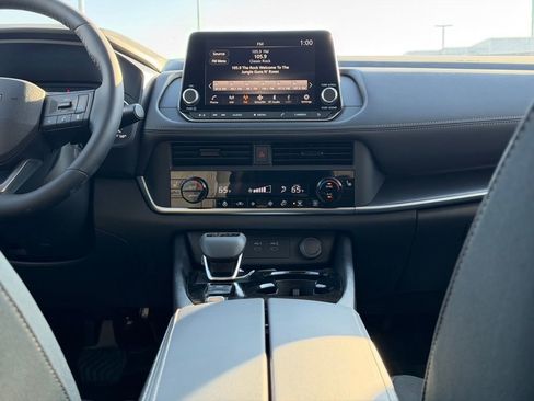 New 2026 Nissan Rogue SV w/ Cold Weather Package FWD image 24