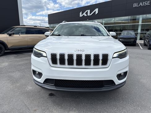 Used 2019 Jeep Cherokee Latitude Plus w/ Comfort/Convenience Group AWD/4WD image 9