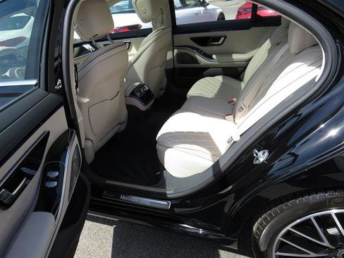 Used 2023 Mercedes-Benz S 580 4MATIC Sedan image 24
