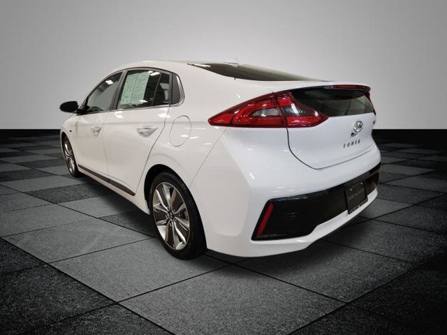 Used 2018 Hyundai Ioniq Limited FWD image 6