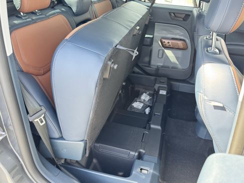 Used 2024 Ford Maverick Lariat image 36