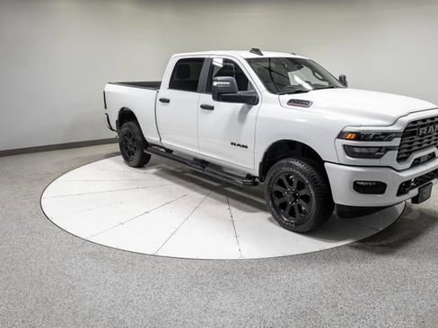 Used 2025 RAM 2500 Big Horn AWD/4WD image 28