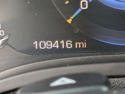 Used 2017 Cadillac Escalade Luxury image 20