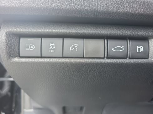 Used 2025 Toyota Camry XSE FWD image 25