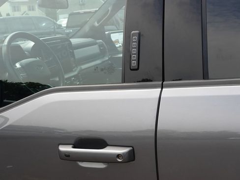 Used 2024 Ford F150 Lariat w/ Bed Utility Package AWD/4WD image 16