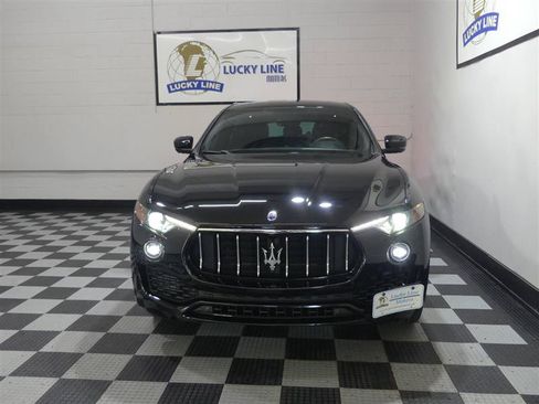 Used 2019 Maserati Levante AWD/4WD image 2