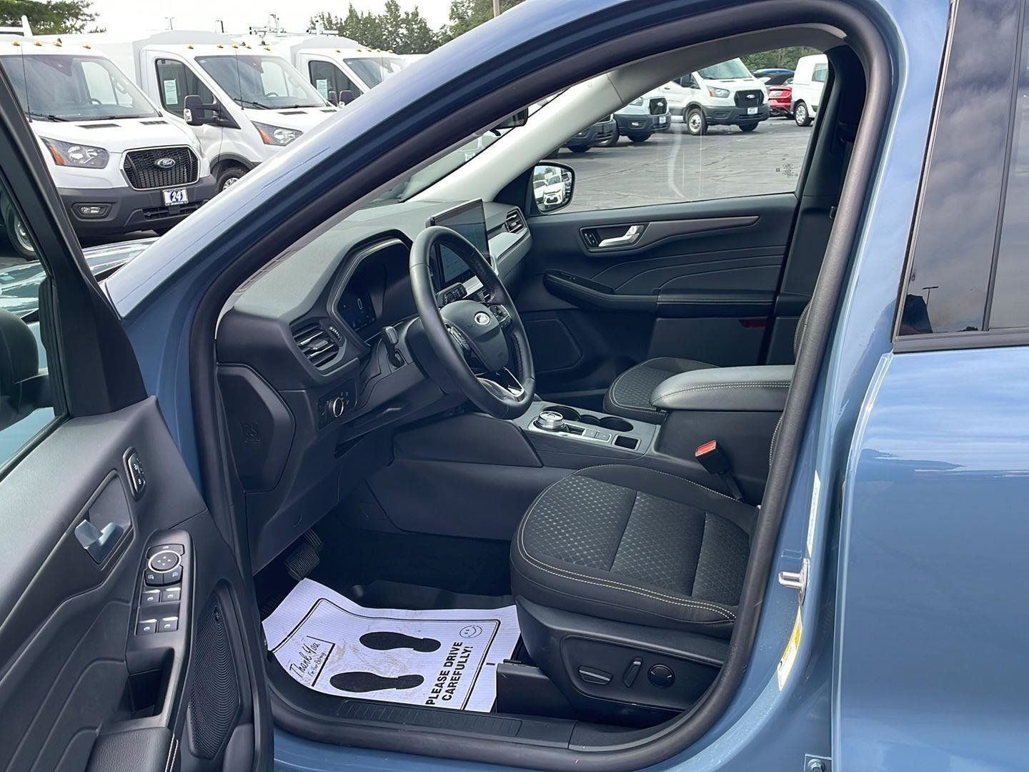 Used 2025 Ford Escape Active w/ Active Premium Tech Pack FWD image 10