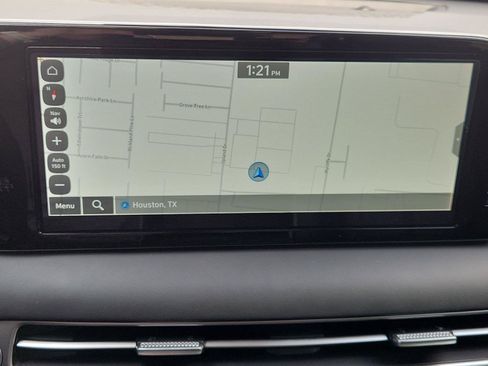 Used 2025 Hyundai Palisade SEL FWD image 14