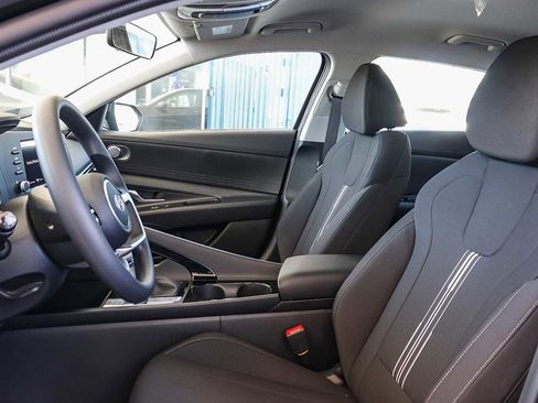 New 2026 Hyundai Elantra Blue image 27