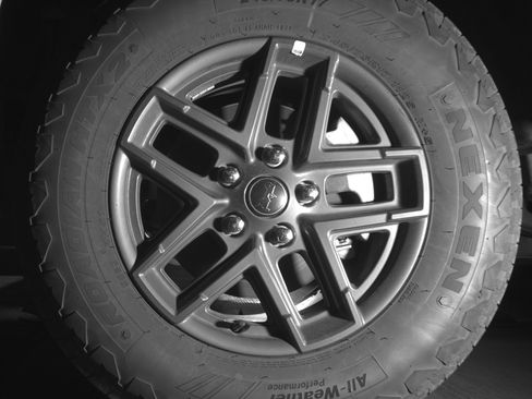 Used 2025 Jeep Wrangler Sport S image 12