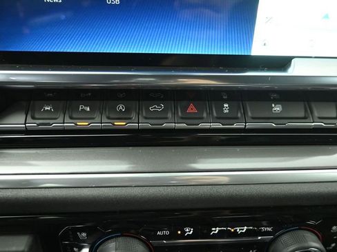 Used 2026 Chevrolet Silverado 1500 High Country w/ Midnight Edition image 12