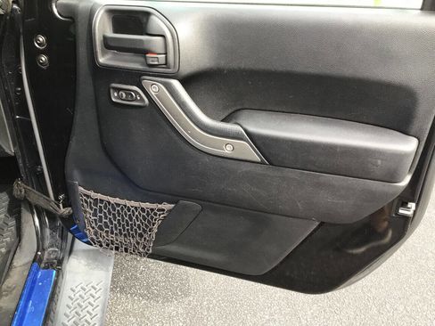 Used 2015 Jeep Wrangler Sport w/ Quick Order Package 24S image 23