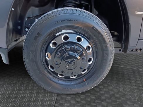New 2026 RAM 3500 Laramie AWD/4WD image 23