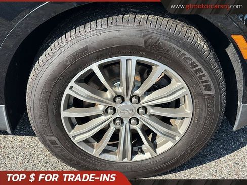 Used 2018 Cadillac XT5 Luxury w/ Driver Awareness Package AWD/4WD image 12