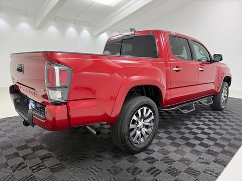 Used 2023 Toyota Tacoma Limited AWD/4WD image 8