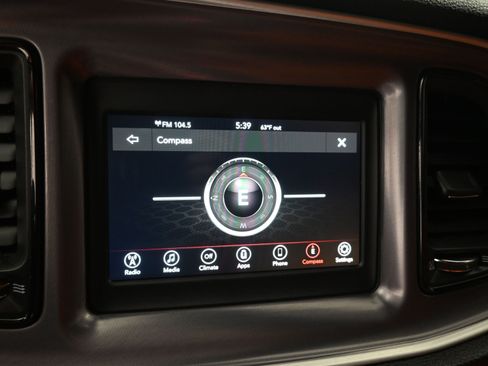 Used 2019 Dodge Challenger R/T image 19