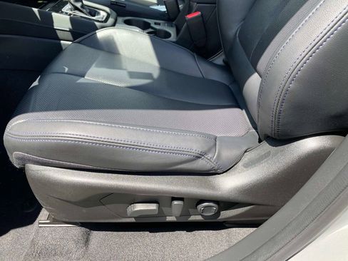 Certified 2025 Subaru Forester Limited AWD/4WD image 26