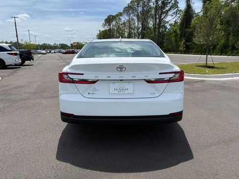 Used 2026 Toyota Camry LE image 4