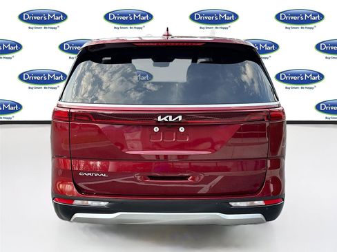 Used 2024 Kia Carnival LX image 6