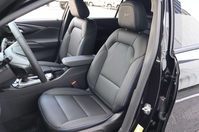 New 2026 Buick Envista Sport Touring w/ Convenience I Package FWD image 13