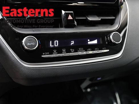 Used 2025 Toyota Corolla LE FWD image 19