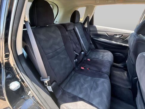Used 2014 Nissan Rogue SV w/ SV Moonroof Package FWD image 20