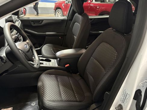 New 2026 Ford Escape Active image 12