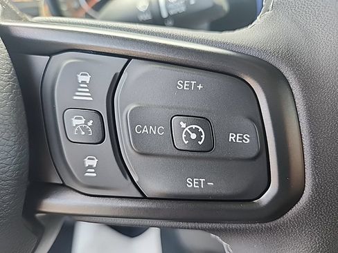 New 2026 Jeep Gladiator Overland AWD/4WD image 13