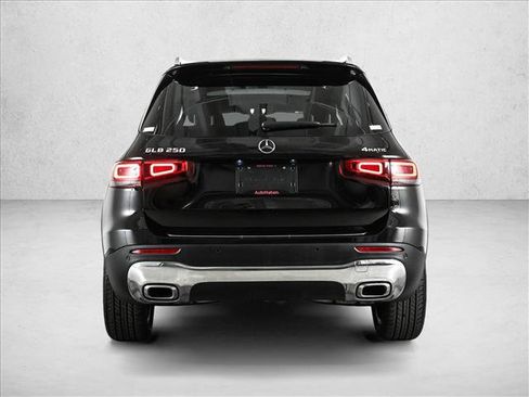 Certified 2023 Mercedes-Benz GLB 250 GLB 250 w/ Premium Package image 7