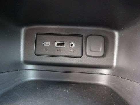 Used 2024 Chevrolet Equinox LS w/ LS Convenience Package FWD image 12