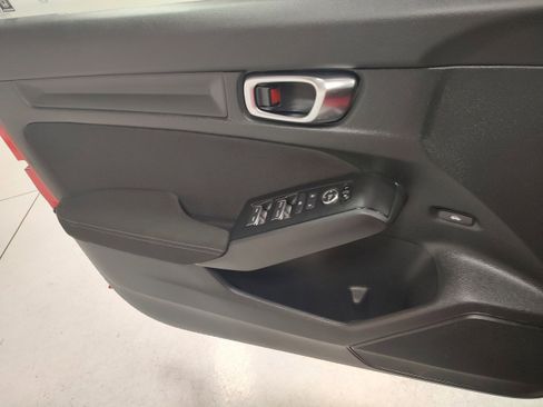 Used 2025 Honda Civic Sport image 9